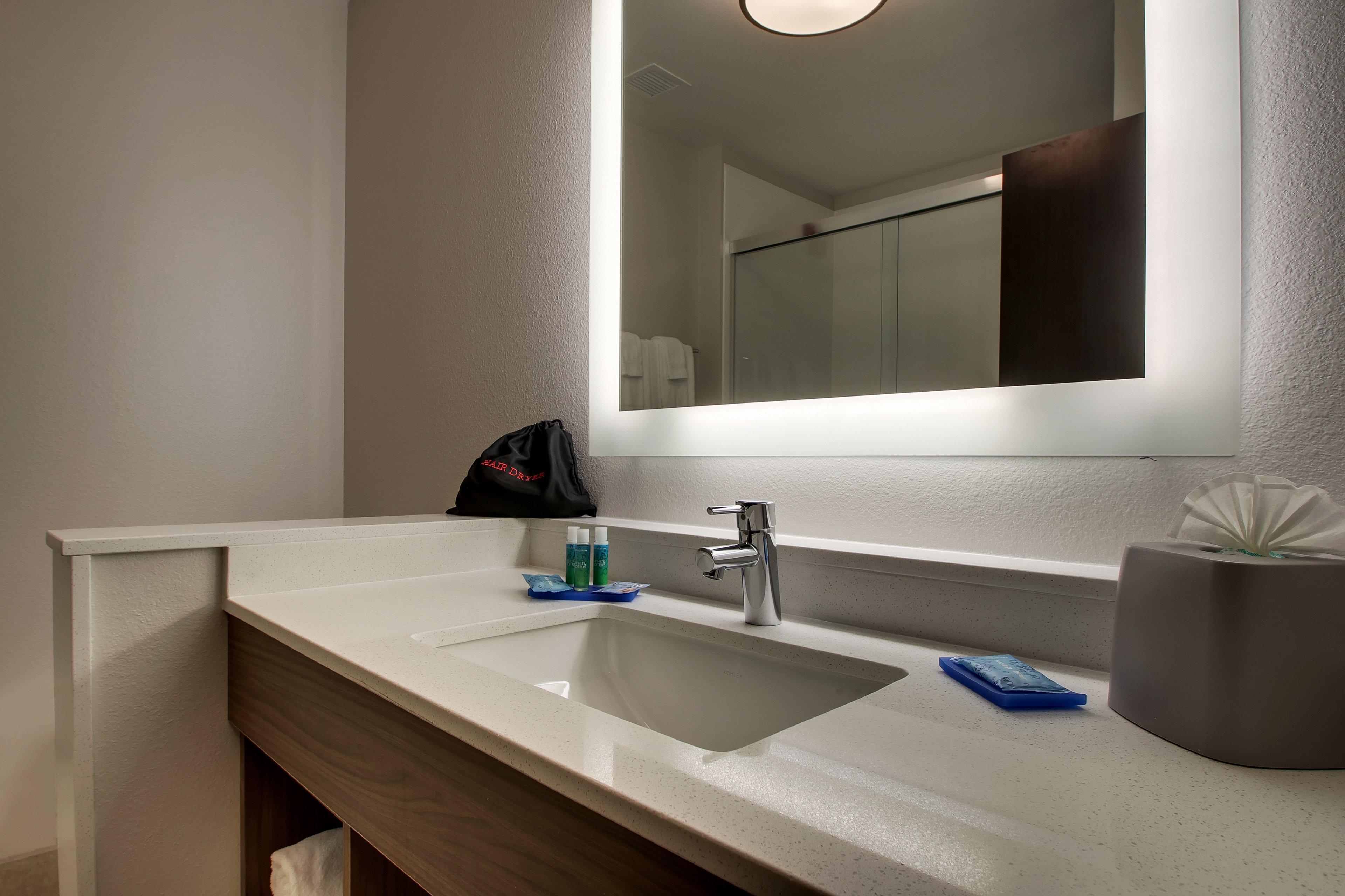Holiday Inn Express & Suites - Mount Vernon By Ihg Екстериор снимка