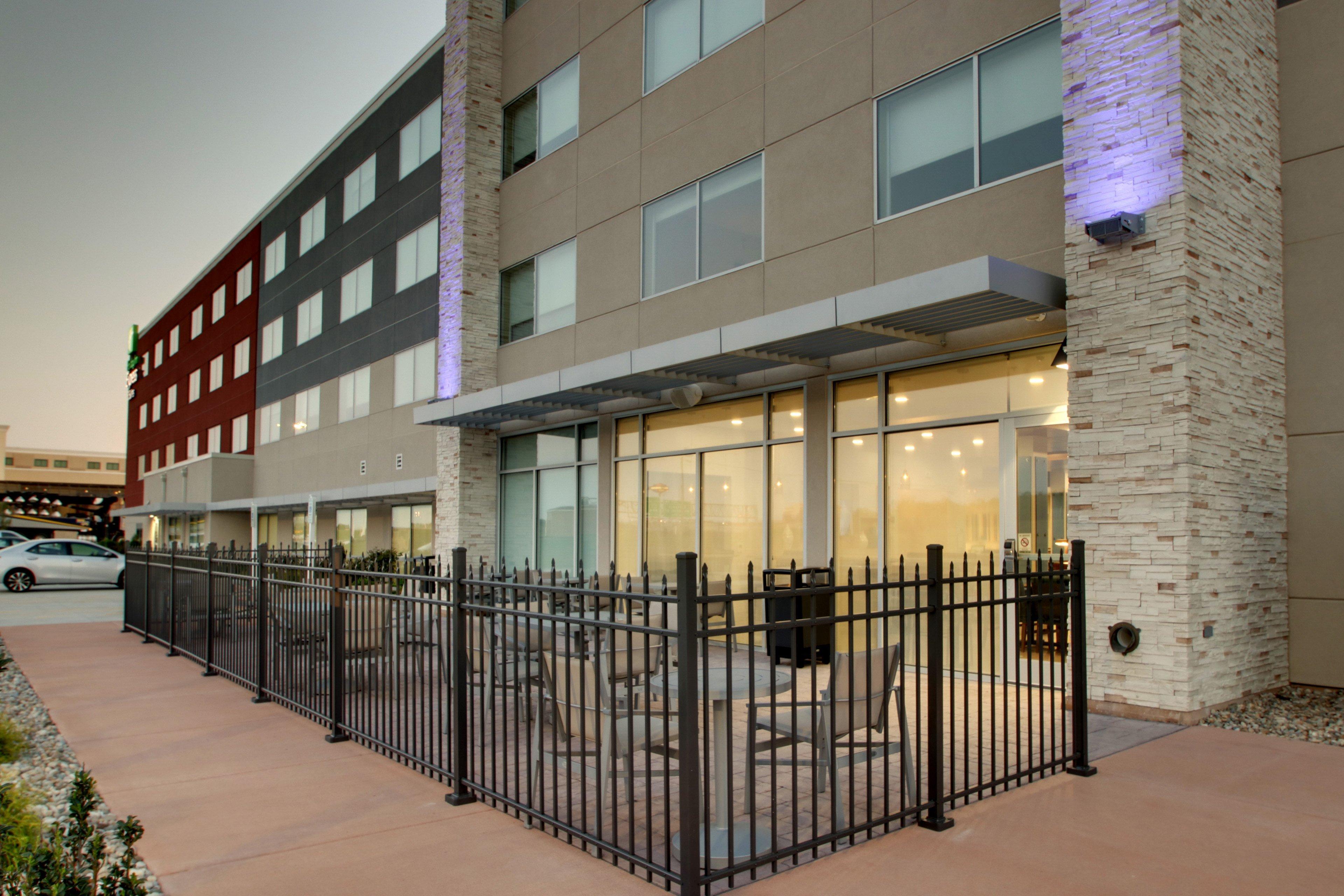 Holiday Inn Express & Suites - Mount Vernon By Ihg Екстериор снимка
