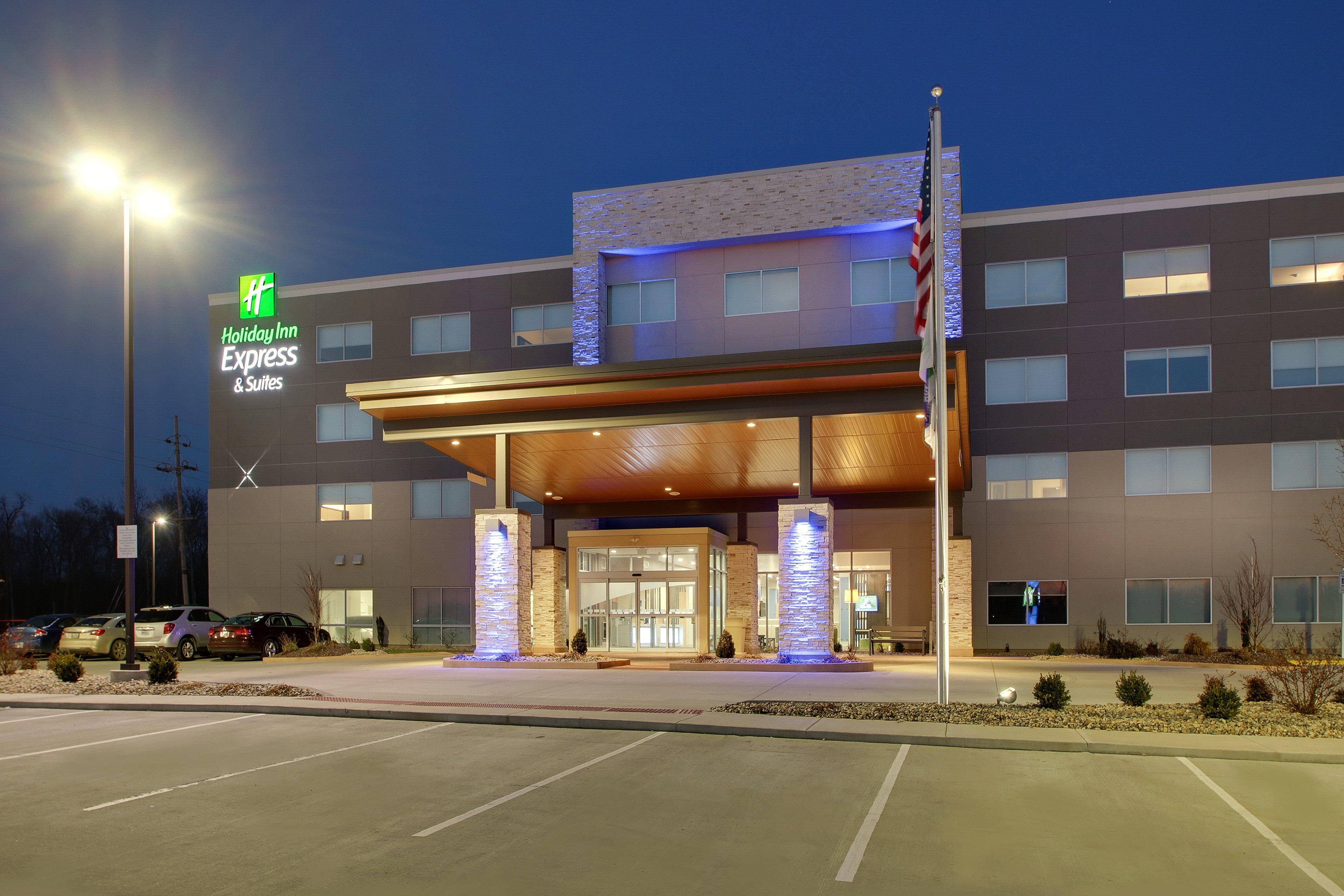 Holiday Inn Express & Suites - Mount Vernon By Ihg Екстериор снимка