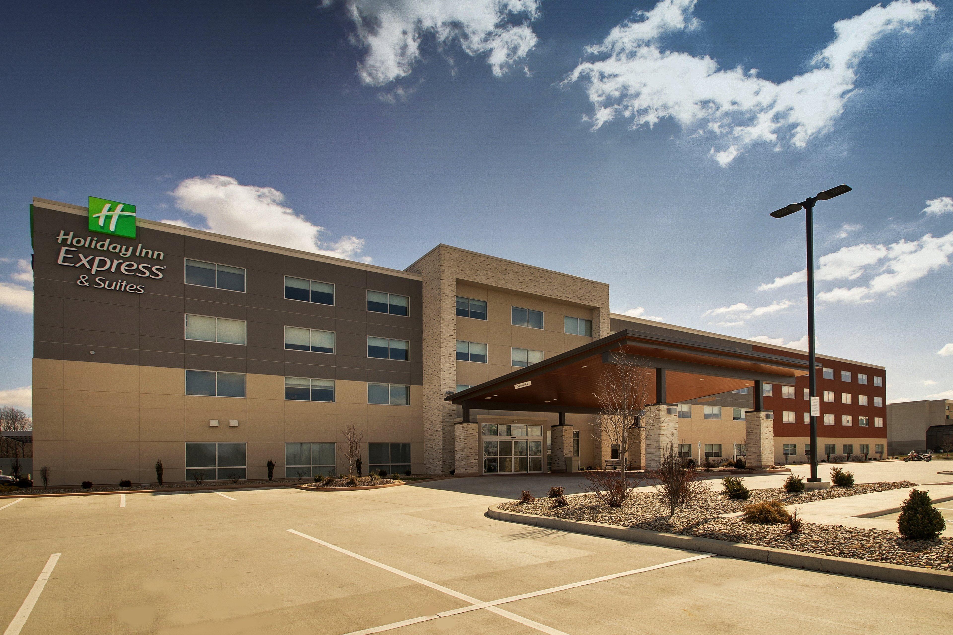 Holiday Inn Express & Suites - Mount Vernon By Ihg Екстериор снимка