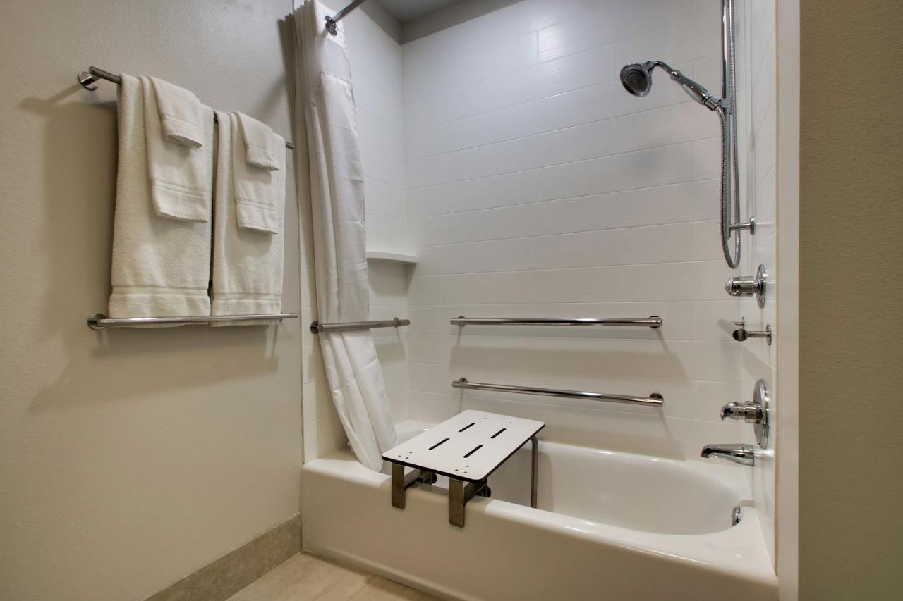 Holiday Inn Express & Suites - Mount Vernon By Ihg Екстериор снимка