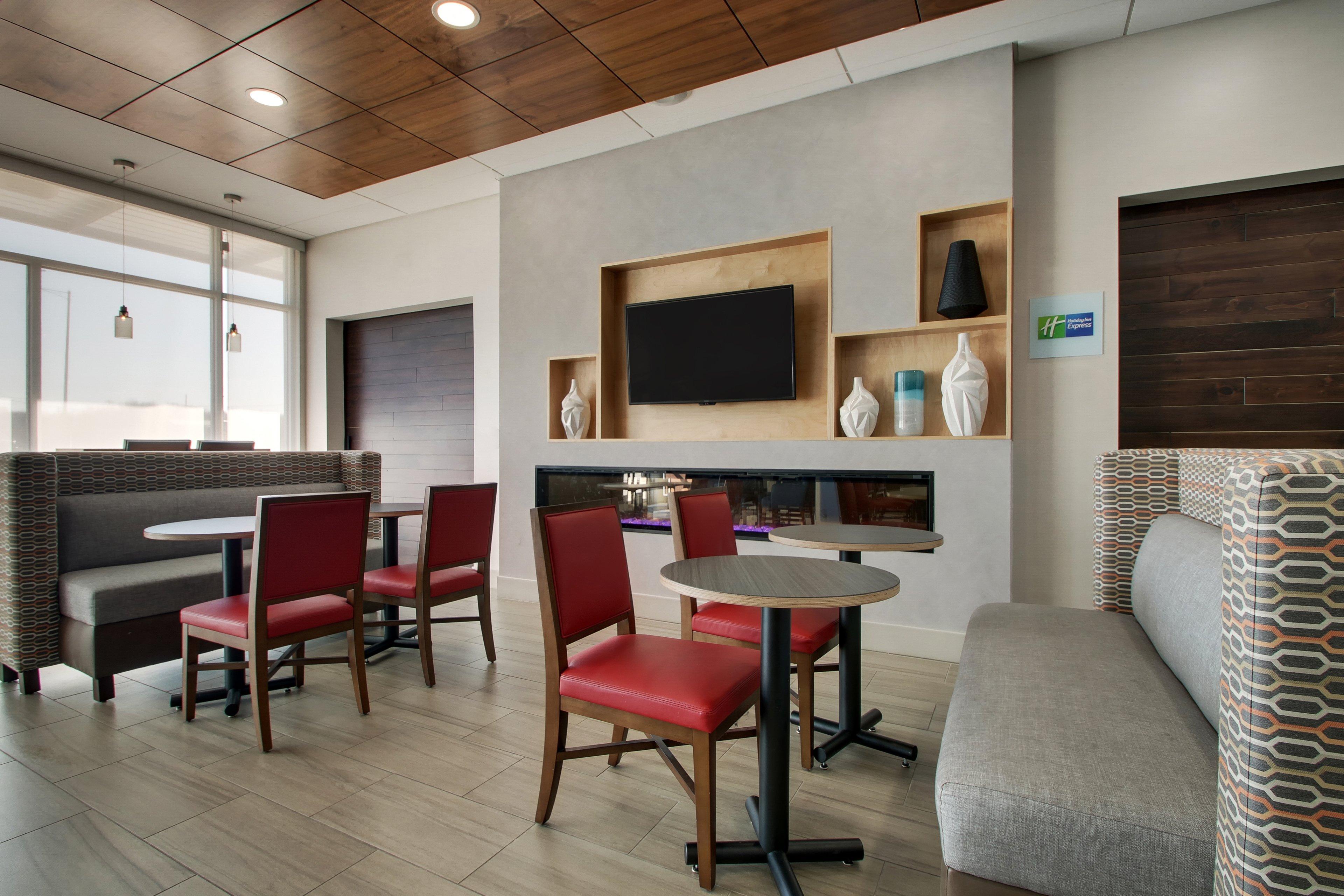 Holiday Inn Express & Suites - Mount Vernon By Ihg Екстериор снимка