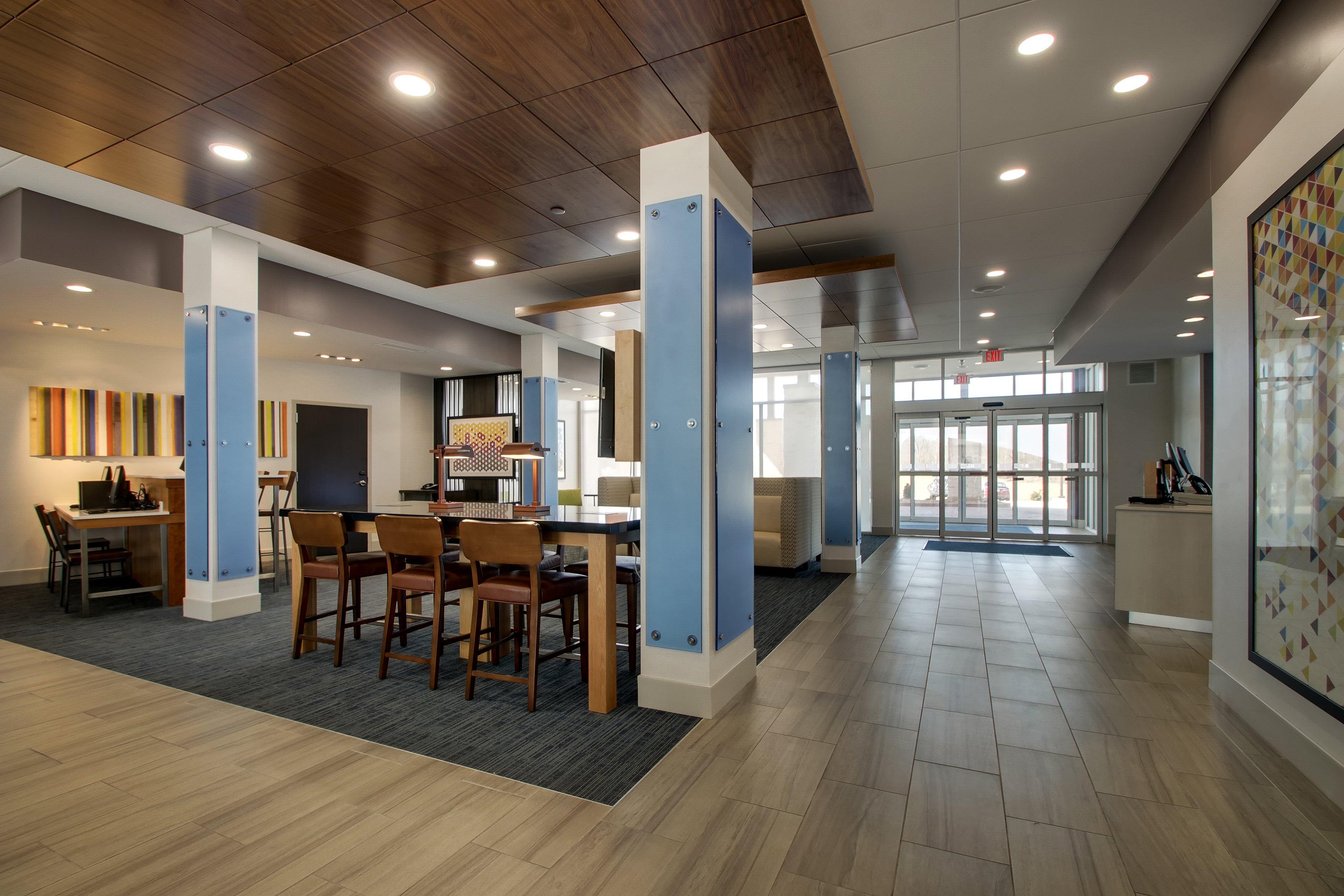 Holiday Inn Express & Suites - Mount Vernon By Ihg Екстериор снимка