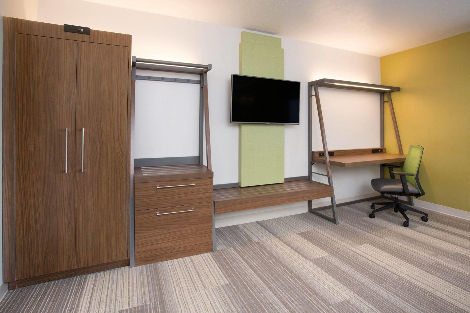 Holiday Inn Express & Suites - Mount Vernon By Ihg Екстериор снимка